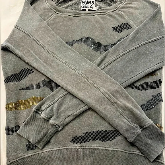 Pam & Gela rhinestone sweatshirt - Picture 5 of 10